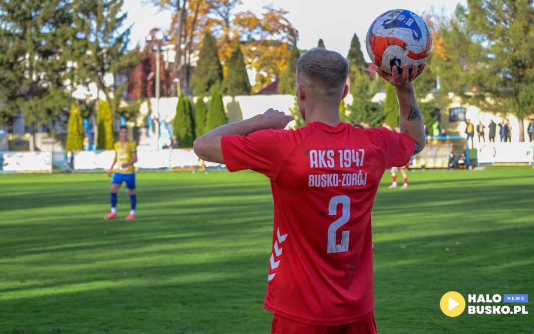 AKS 1947 Busko-Zdrój zwycięża ważne spotkanie w Końskich! Byliśmy na meczu! Zobaczcie zdjęcia! [ZDJĘCIA]