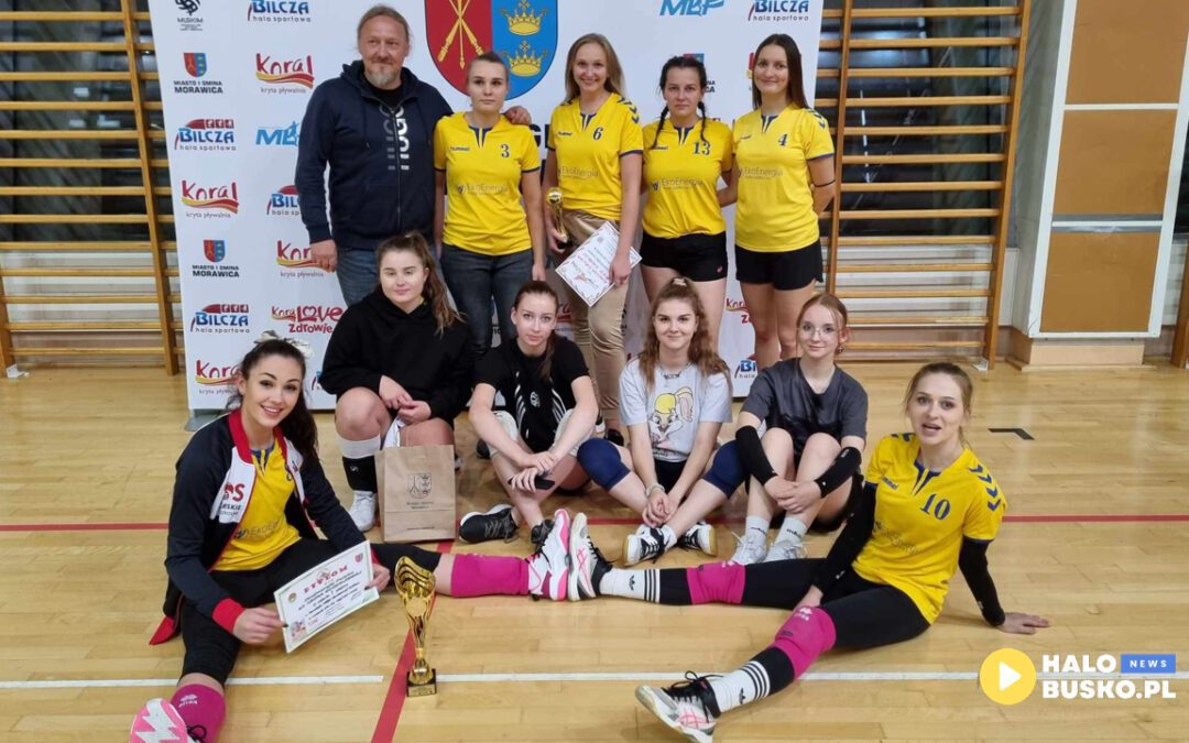 Czy oni są do zatrzymania? Kolejne zwycięstwa drużyn siatkarskich z Buska-Zdroju! [ZDJĘCIA]