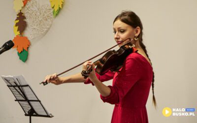 Muzyczna niespodzianka w Klubie Seniora w Busku-Zdroju z okazji Europejskiego Dnia Seniora [VIDEO]