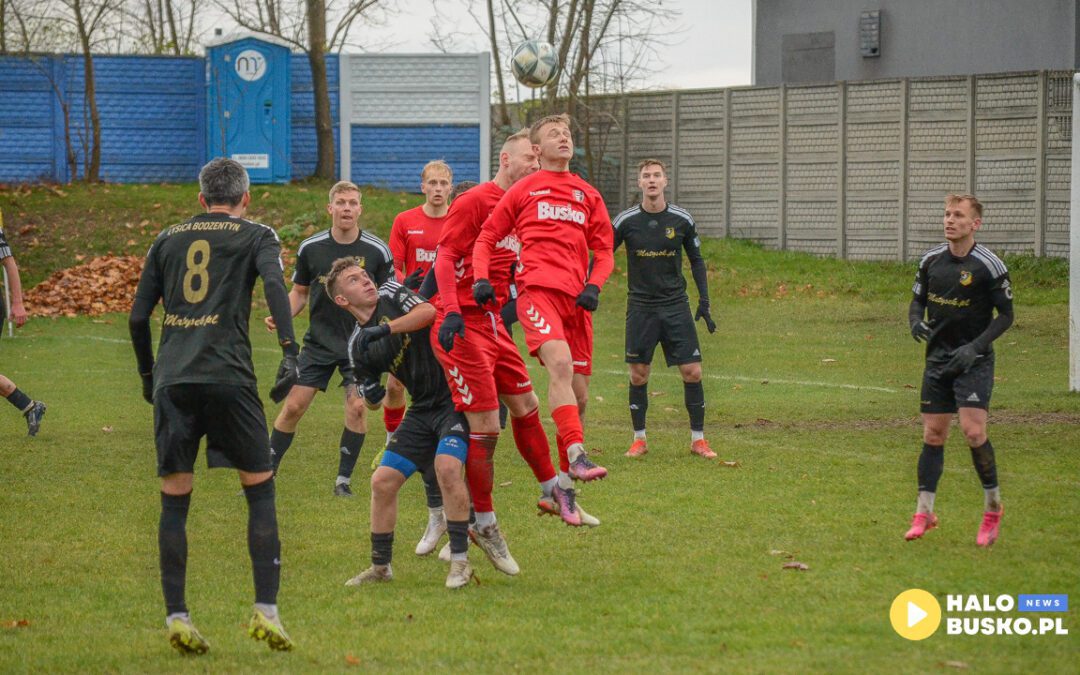 AKS 1947 Busko-Zdrój przegrywa z Łysicą Bodzentyn 1:0! Ten mecz nie ułożył się po myśli podopiecznych Marcina Kołodziejczyka! [ZDJĘCIA]