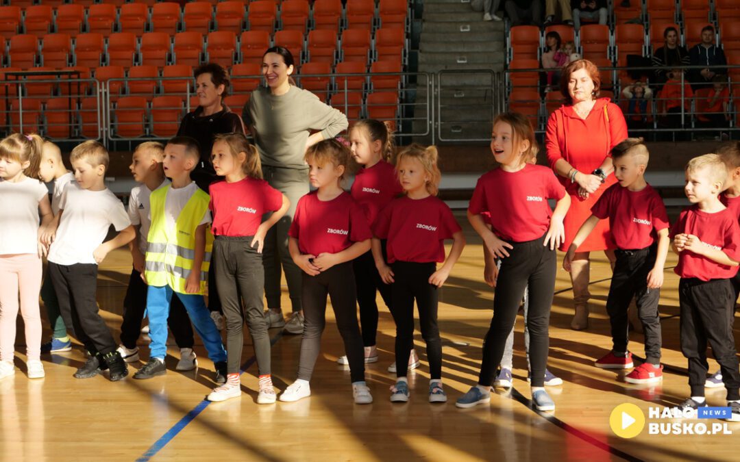 III Świętokrzyska Olimpiada Przedszkolaka na Hali Sportowej w Busku-Zdroju [FILM]