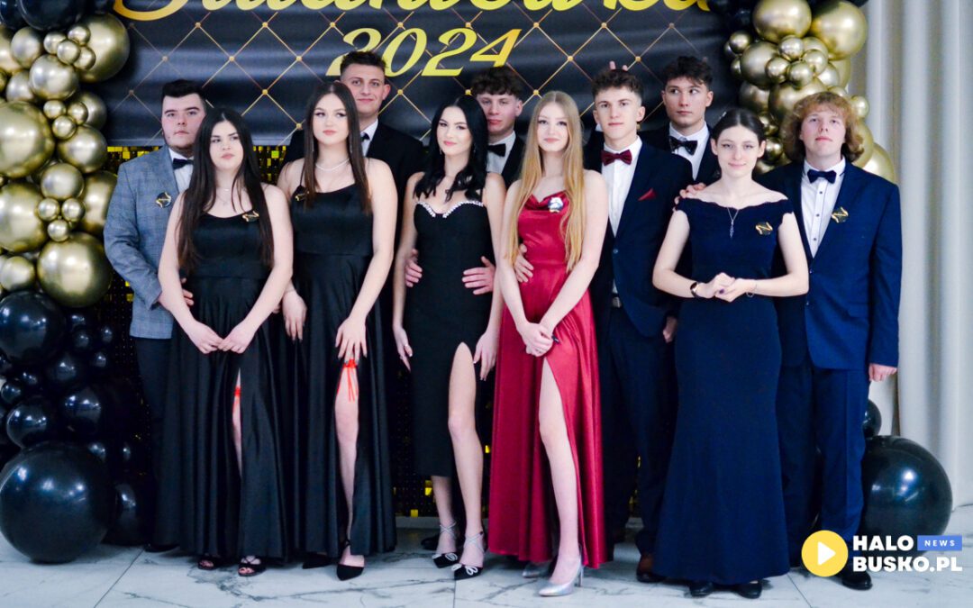 Mamy kolejny film ze studniówki ZSTIO w Busku-Zdroju – tak się bawi Budowlanka podczas studniówki 2024 [VIDEO]