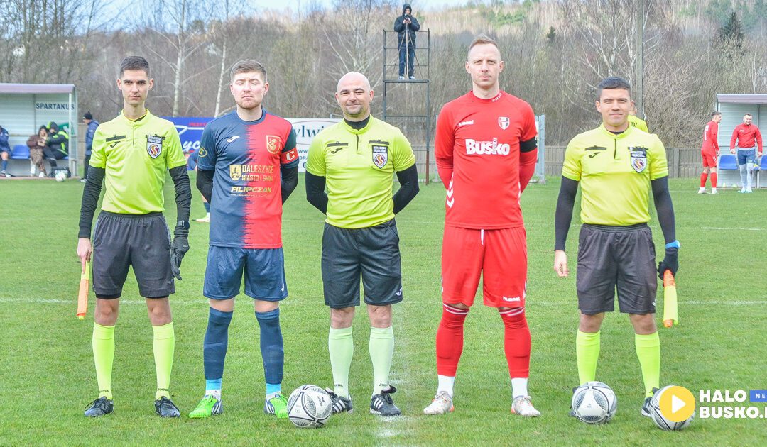 AKS 1947 Busko-Zdrój remisuje ze Spartakusem Daleszyce! Kiedy nadejdzie przełamanie? [ZDJĘCIA]