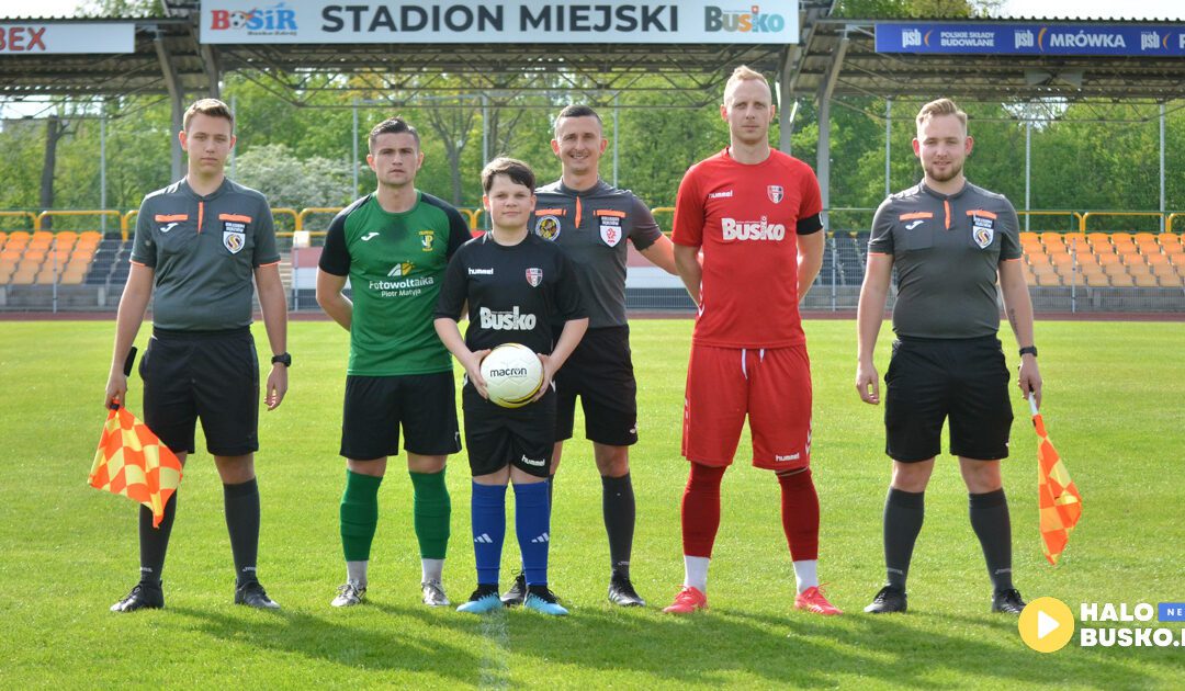 AKS 1947 Busko-Zdrój remisuje w meczu z Pogonią Staszów! (ZDJĘCIA)