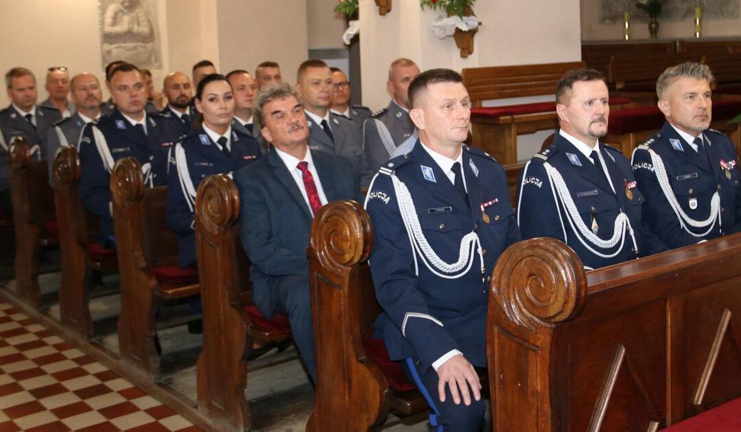 Policjanci z KPP Busko-Zdrój obchodzili swoje święto.