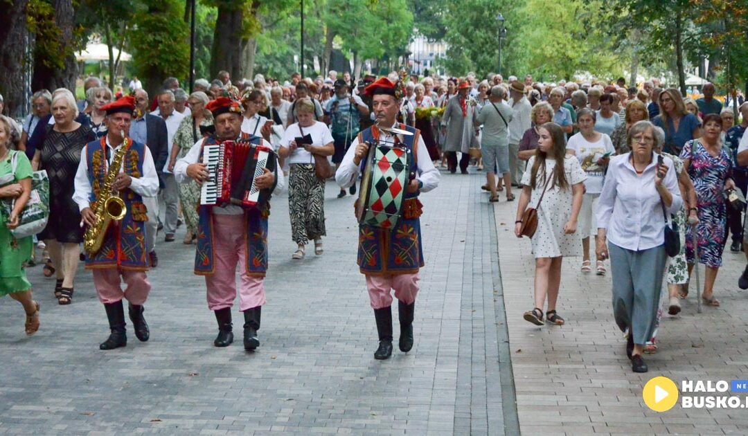 Wesele Starościanki w Busku-Zdroju – tłumy mieszkańców i gości wzięło udział w inscenizacji! (ZDJĘCIA/VIDEO)
