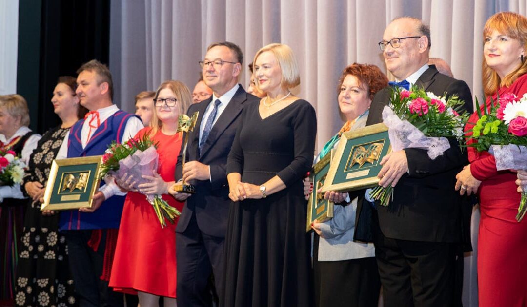 W Kielcach rozdano Świętokrzyskie Nagrody Kultury 2024 (ZDJĘCIA)