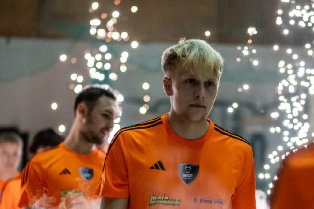 4556f74e c0f7 4f19 be7c 682afdcfa634