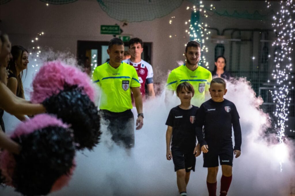 6dc40499 ee41 4781 b430 617f4a69fee1