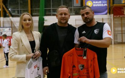 Emocjonujący mecz oraz licytacje dla domu dziecka podczas meczu BSF Busko-Zdrój – Moravia Tompawex Obice (ZDJĘCIA)