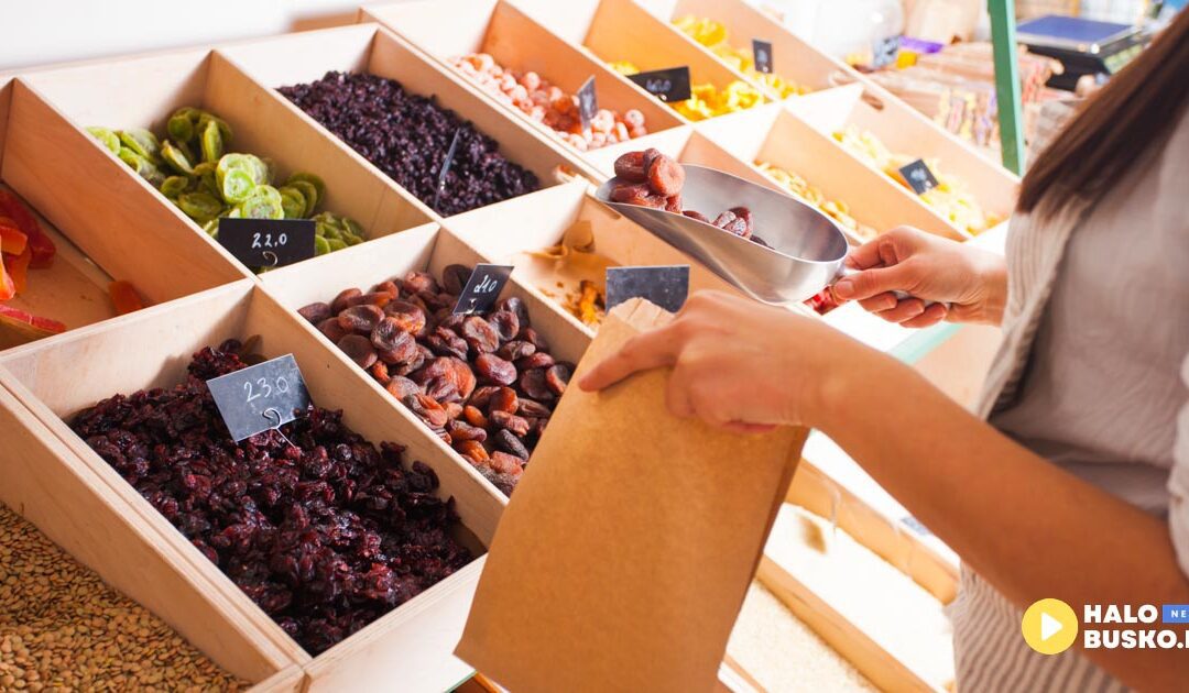 Remonty nie przeszkodzą w świątecznych zakupach – zapraszamy do warzywniaka Lobo w Busku-Zdroju!