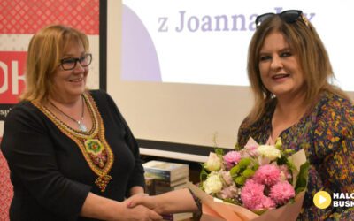 Joanna Jax odwiedziła bibliotekę w Busku-Zdroju.