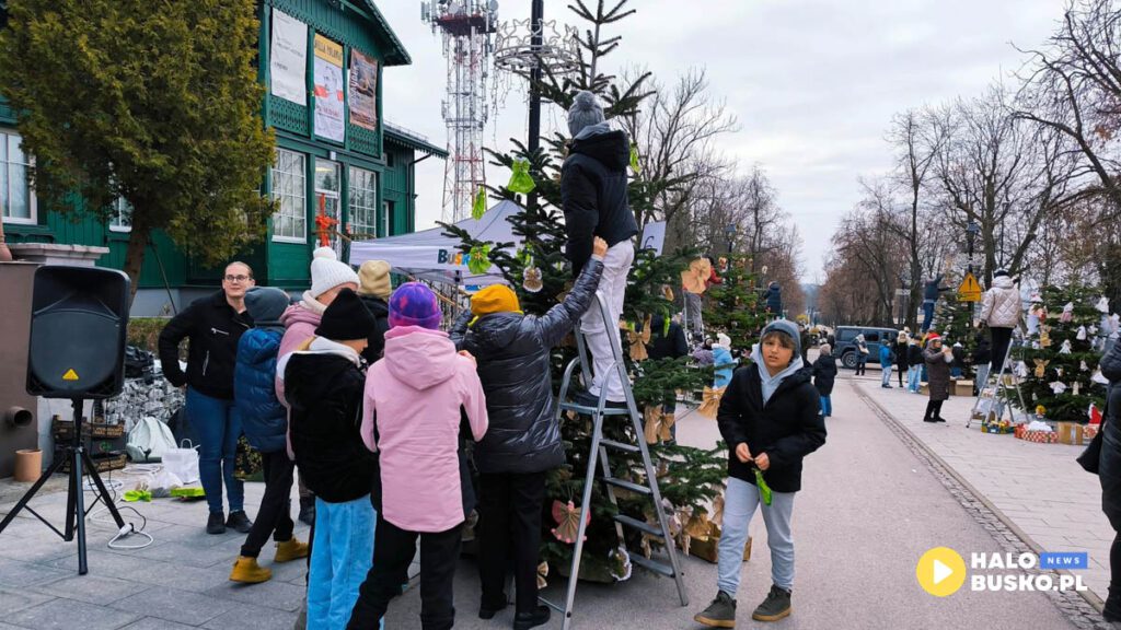 ubierzmy razem choinke w busku zdroju 3