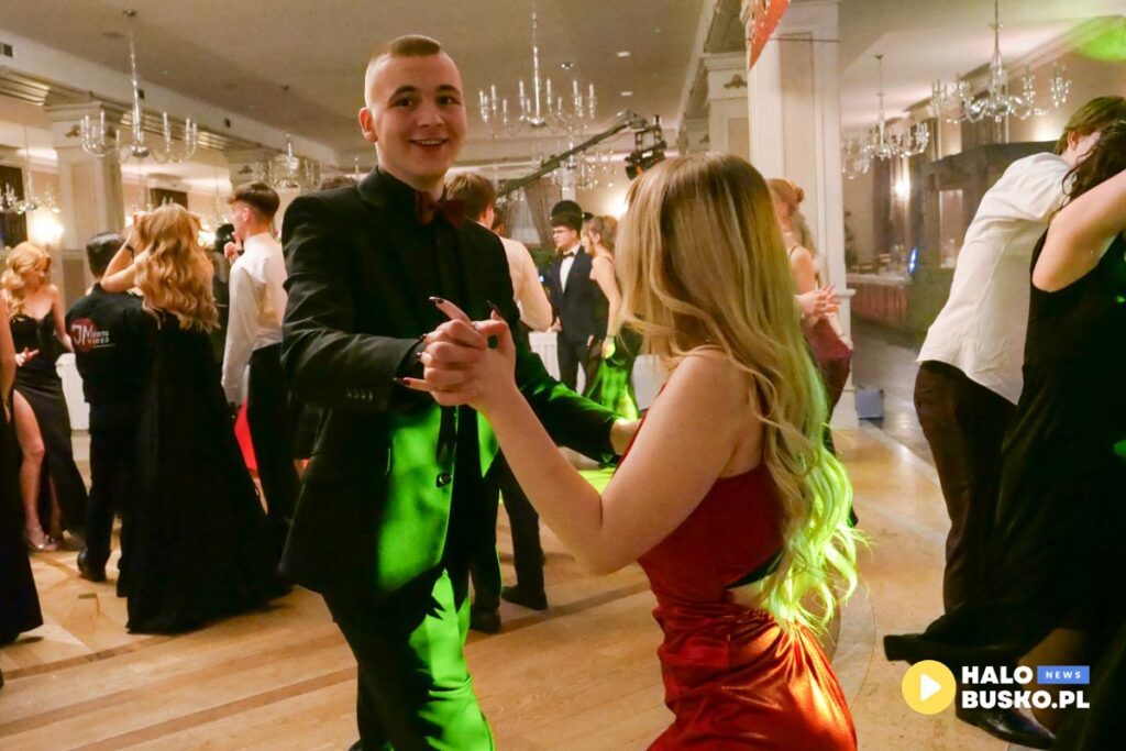 Studniowka w I Liceum Ogolnoksztalcacym im. Tadeusza Kosciuszki w Busku Zdroju 02