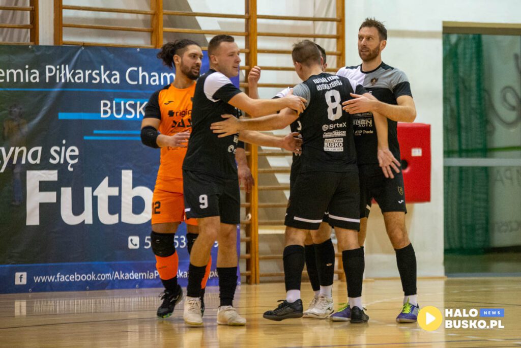 futsal team busko zdroj zaremba transport futsal pinczow 28