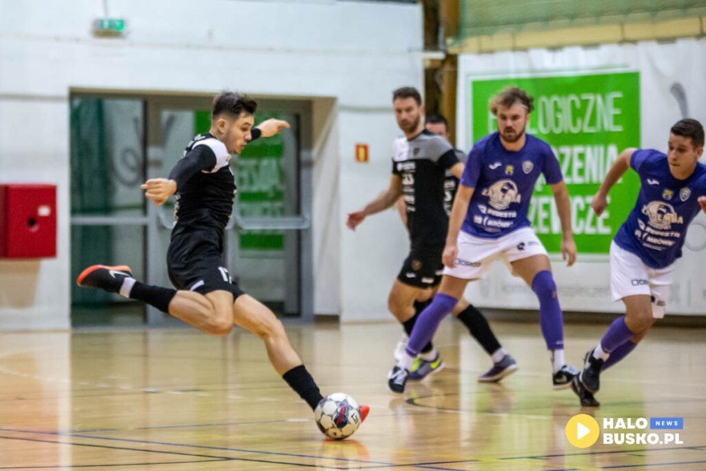 futsal team busko zdroj zaremba transport futsal pinczow 32