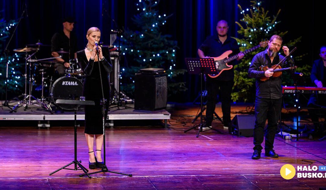 Świąteczny koncert Haliny Mlynkovej w Buskim Samorządowym Centrum Kultury