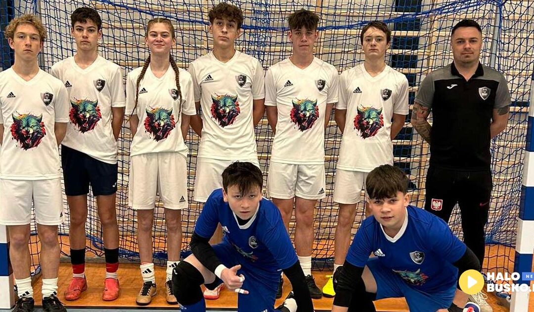 Młode Wilki triumfują w Młodzieżowej Lidze Futsalu Świętokrzyskie U15!