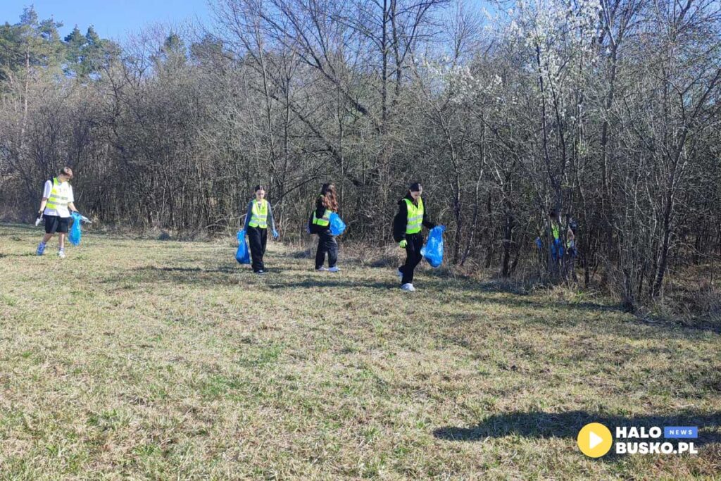 akcja sprzatania swiata szkola podstawowa nr 1 4