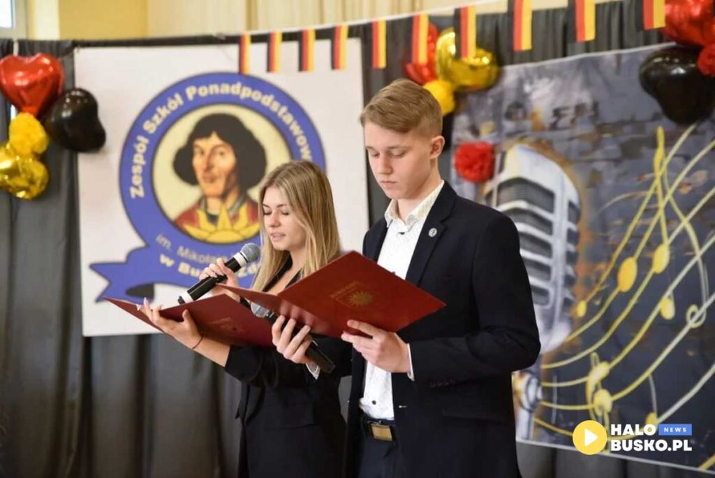 konkurs piosenki niemieckiej w zsp kopernik 19
