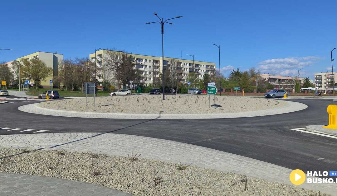 Rondo na ulicy Grotta w Busku-Zdroju już otwarte!