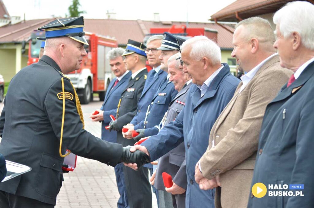 Powiatowe Obchody Dnia Strazaka 2025 w Busku Zdroju 04