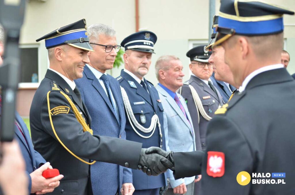 Powiatowe Obchody Dnia Strazaka 2025 w Busku Zdroju 05