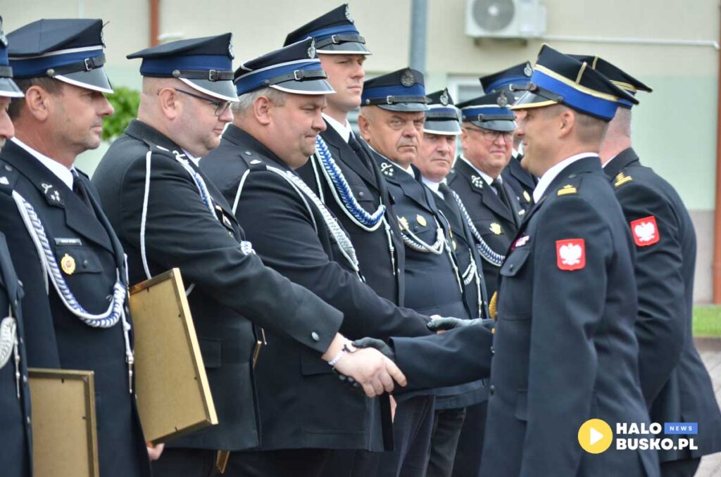 Powiatowe Obchody Dnia Strazaka 2025 w Busku Zdroju 08