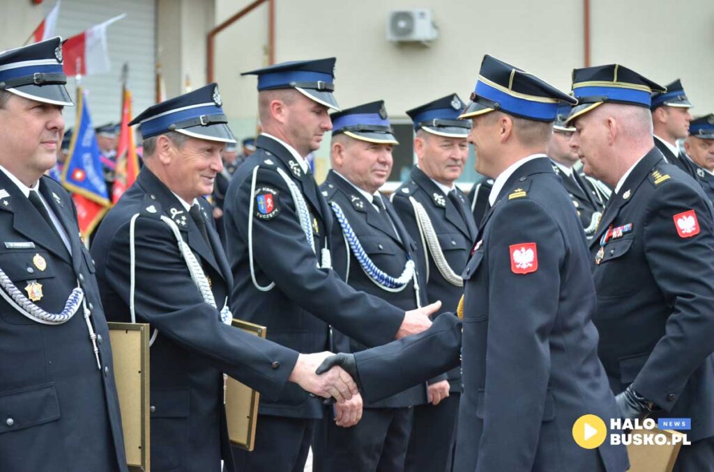 Powiatowe Obchody Dnia Strazaka 2025 w Busku Zdroju 11