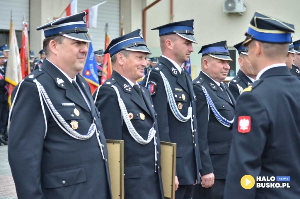 Powiatowe Obchody Dnia Strazaka 2025 w Busku Zdroju 12