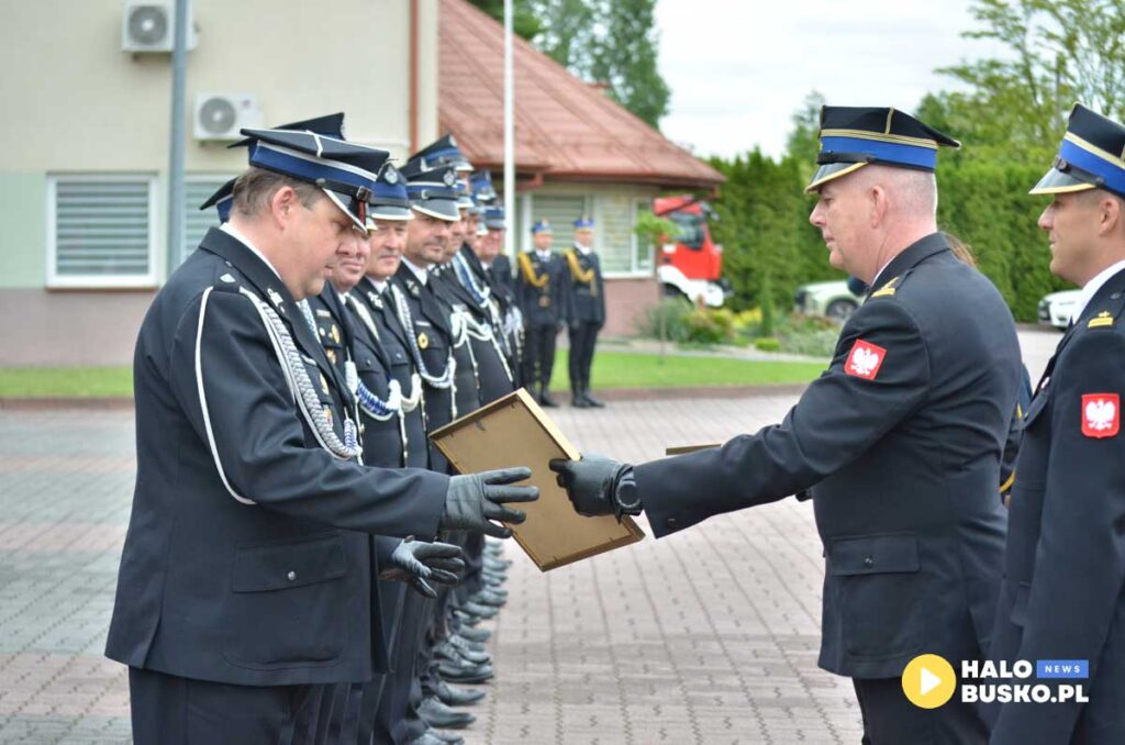 Powiatowe Obchody Dnia Strazaka 2025 w Busku Zdroju 14