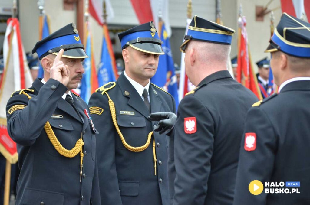 Powiatowe Obchody Dnia Strazaka 2025 w Busku Zdroju 33