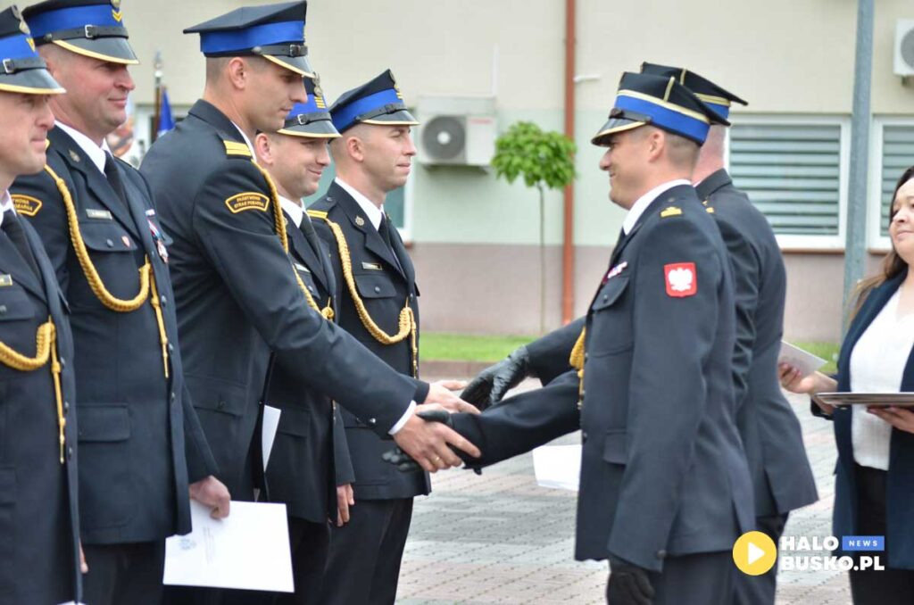Powiatowe Obchody Dnia Strazaka 2025 w Busku Zdroju 39