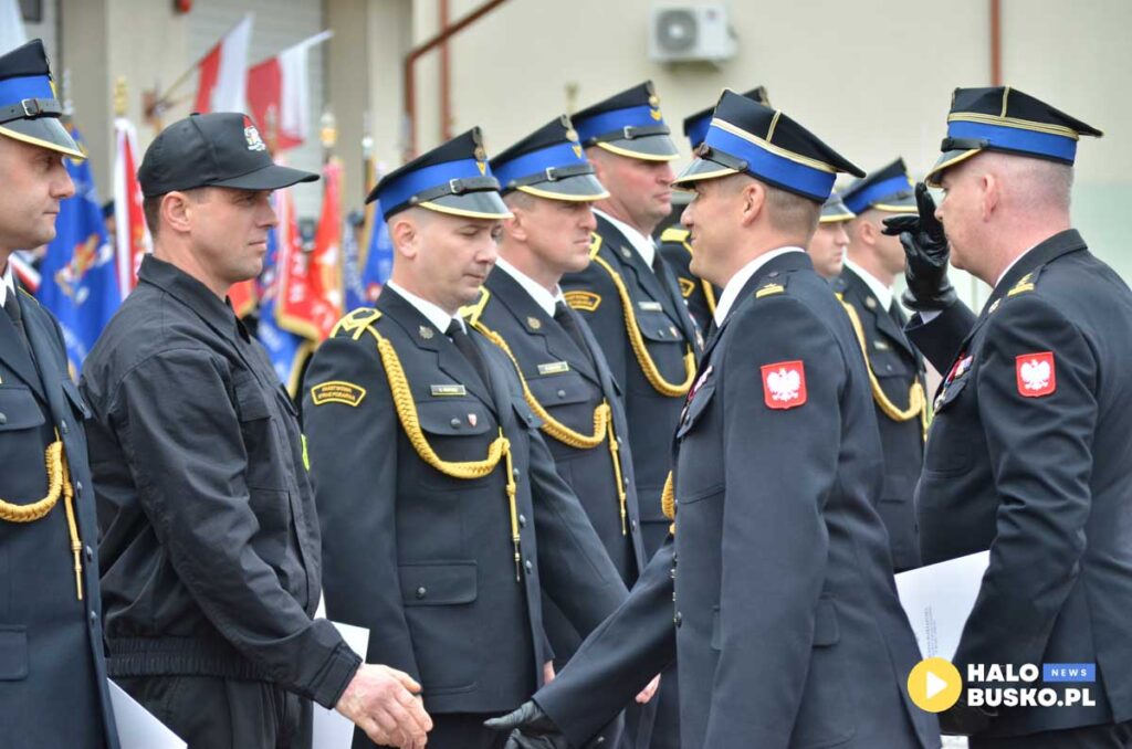 Powiatowe Obchody Dnia Strazaka 2025 w Busku Zdroju 42