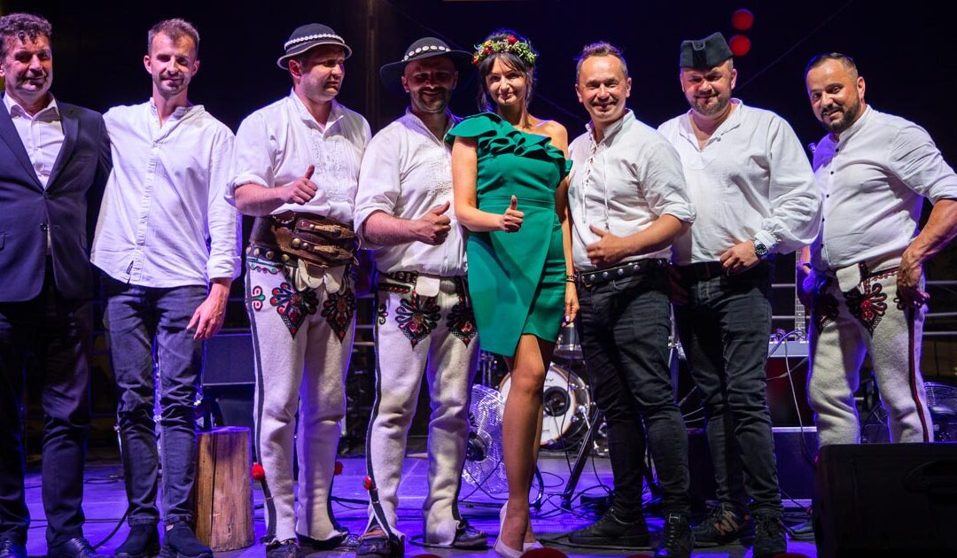 Pacanów roztańczony i rozśpiewany – za nami Ogólnopolski Konkurs „Śpiewaj i tańcz na ludowo!”