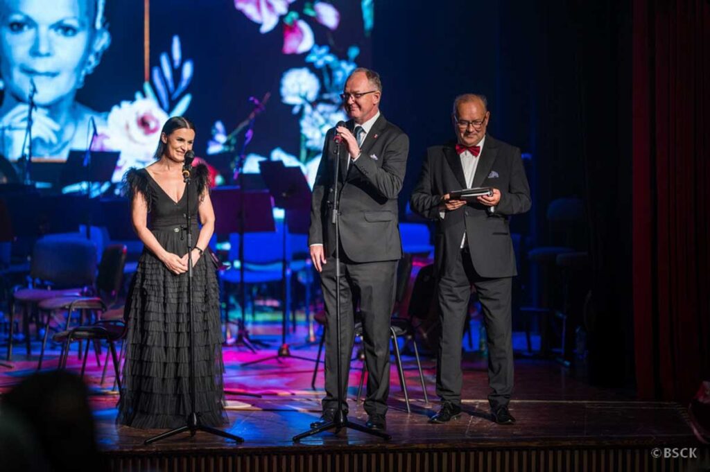 Miedzynarodowy Festiwal im. Krystyny Jamroz zakonczenie w Busku Zdroju 01