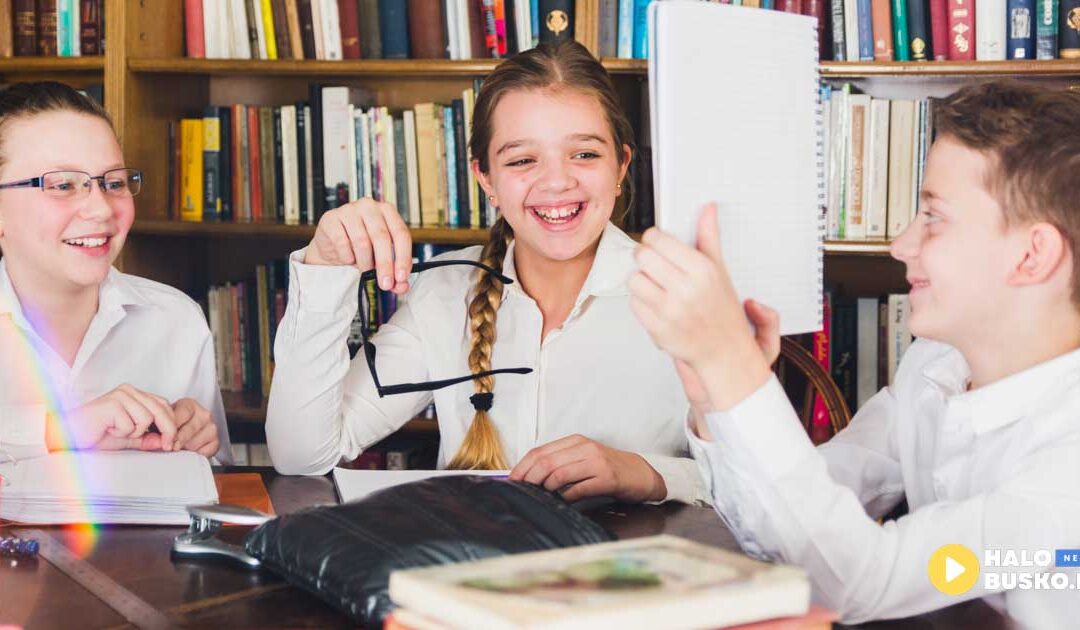 Egzamin ósmoklasisty 2025. Jak wypadł powiat buski i gmina Busko-Zdrój? Mamy dane i analizę!