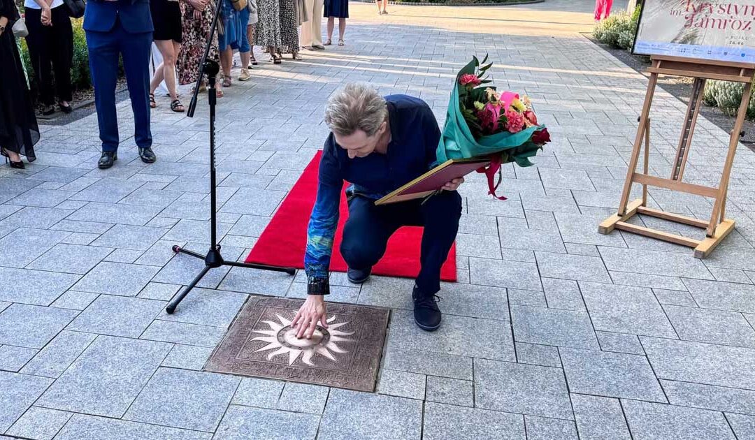 Jacek Rogala odsłonił „Słoneczko” w Busku-Zdroju