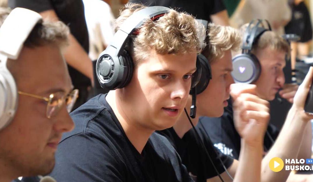 Fani E-Sportu zmierzyli się w turnieju Counter Strike 2 w Busku-Zdroju