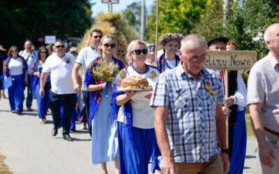 Celiny Nowe triumfują w konkursie na wieniec dożynkowy gminy Chmielnik w Kotlicach! (ZDJĘCIA)