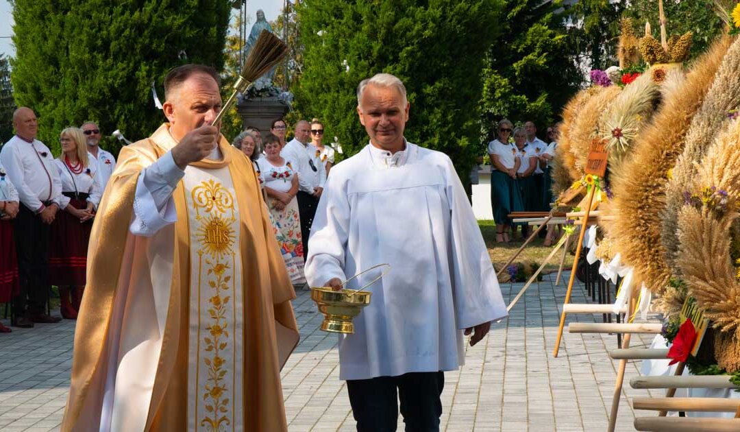 Grzymała triumfuje w konkursie wieńców dożynkowych w Tuczępach!