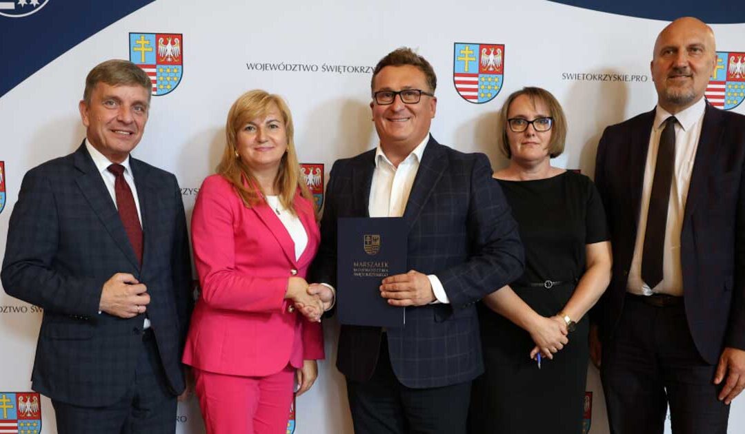 Prawie 200 tysięcy złotych otrzymają gminy z powiatu buskiego na drogi dojazowe do pól.