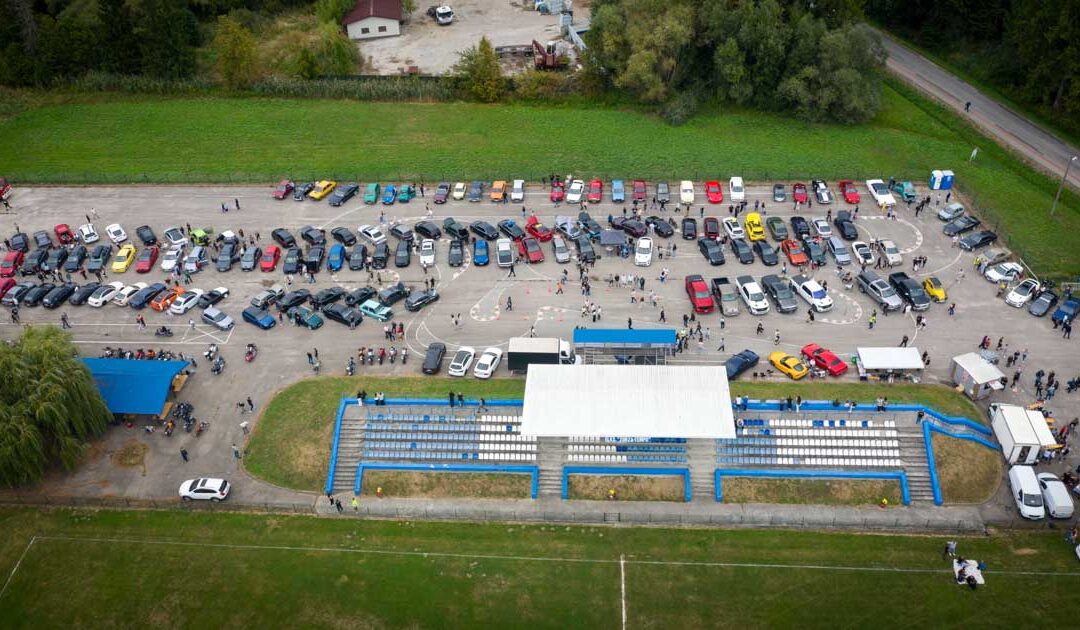 Pacanów Motoshow 2025 – pierwsza edycja zlotu motoryzacyjnego zakończona wielkim sukcesem!
