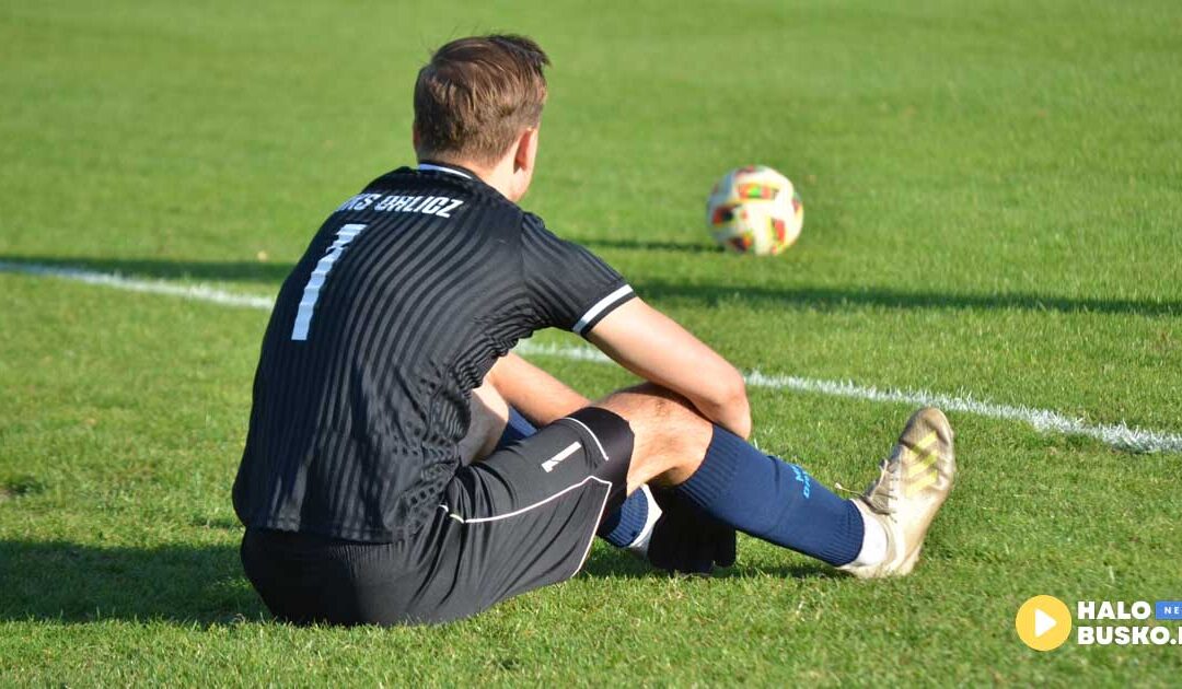 AKS 1947 Busko-Zdrój zwycięża z MKS Orlicz Suchedniów 2:0 (ZDJĘCIA)
