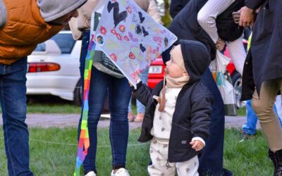 Latawce, klasyki i koncerty – młodzież z Buska-Zdroju zorganizowała Festiwal Latawców (VIDEO)