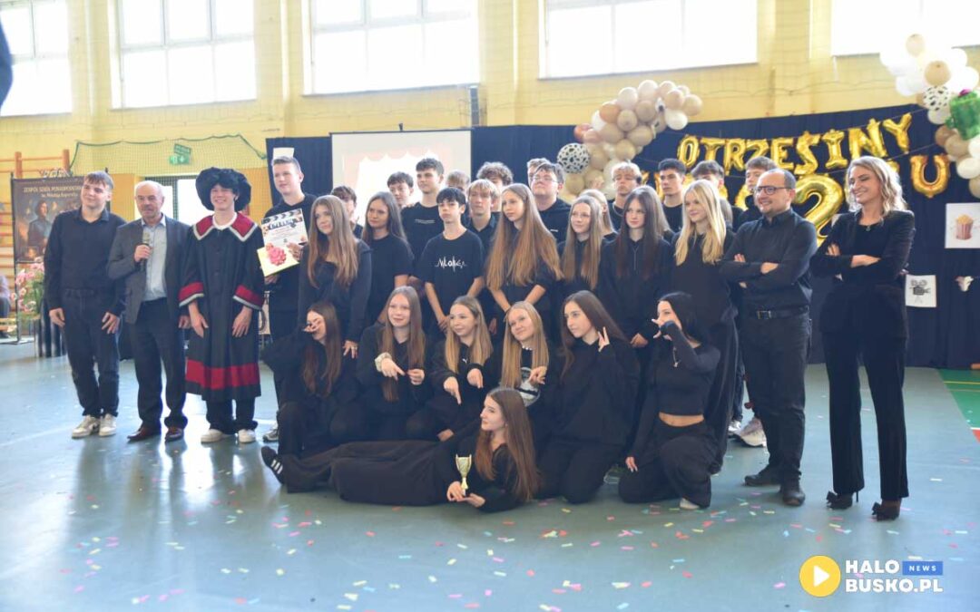 Otrzęsiny klas pierwszych 2025 – „Kino Kopernik” w ZSP Busko-Zdrój.