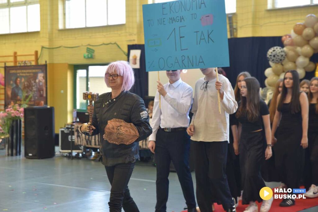 otrzesiny w zsp kopernik busko zdroj 33