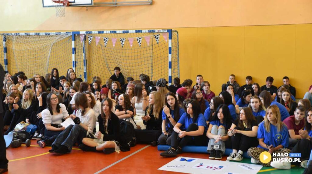 otrzesiny w zsp kopernik busko zdroj 37