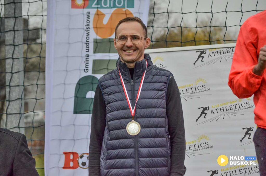 Mistrzostwa Wojewodztwa w Biegach Przelajowych wrocily do Buska Zdroju po 14 latach 8