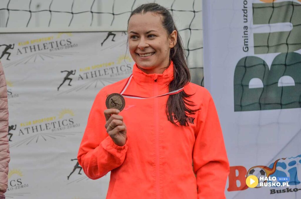 Mistrzostwa Wojewodztwa w Biegach Przelajowych wrocily do Buska Zdroju po 14 latach 9
